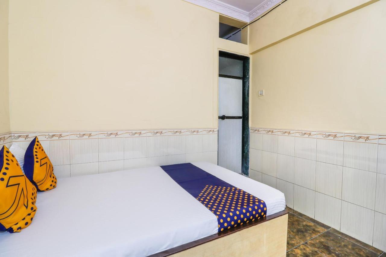 Spot On 66527 Pallavi Lodge Ulhāsnagar Екстериор снимка