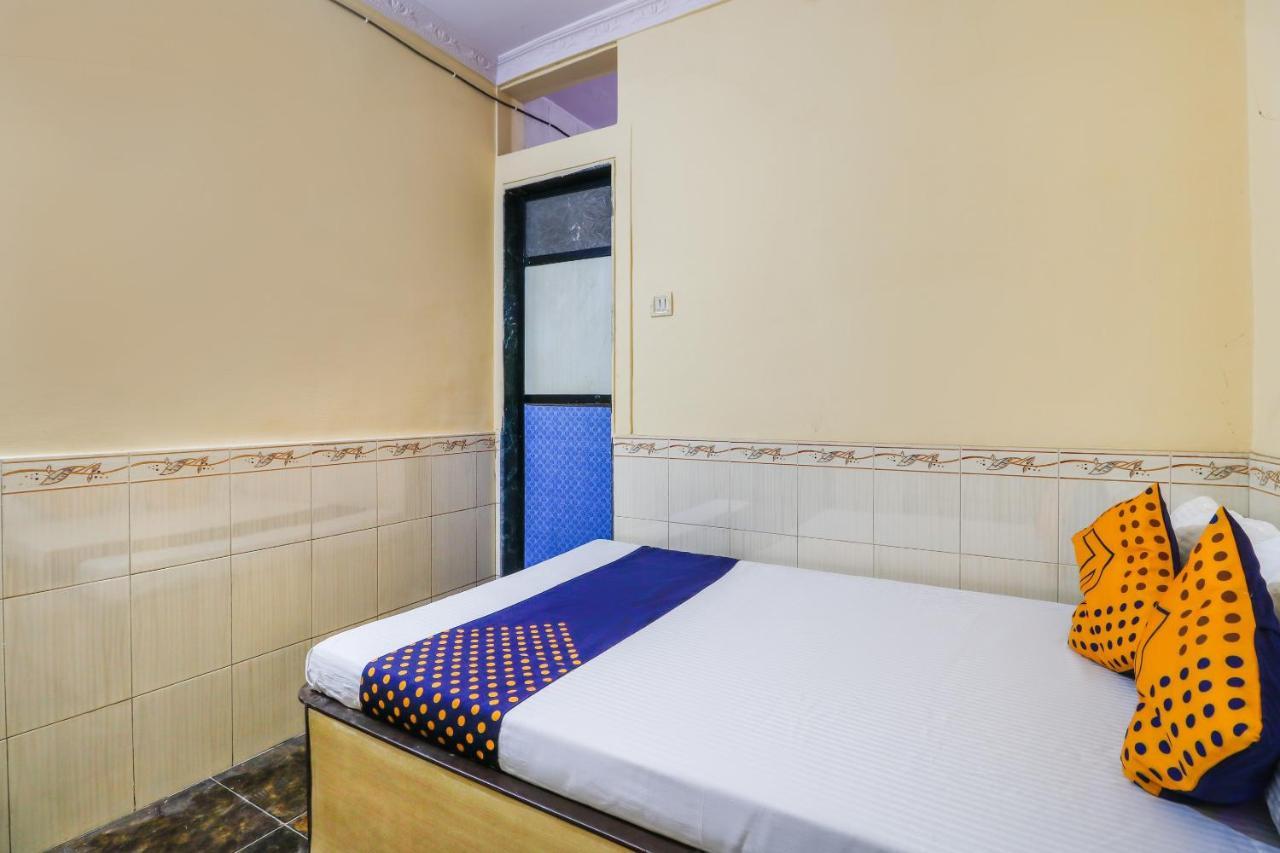 Spot On 66527 Pallavi Lodge Ulhāsnagar Екстериор снимка