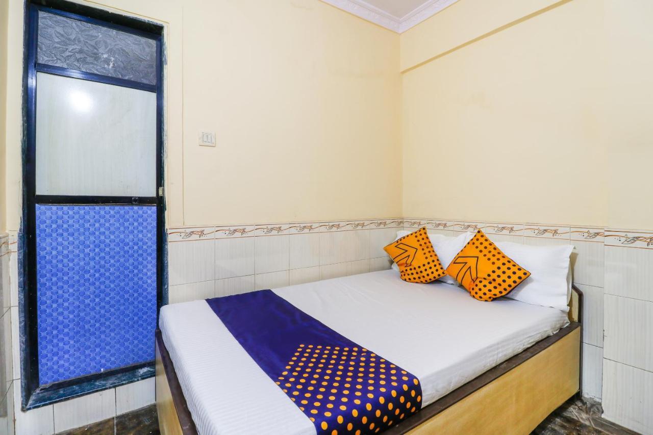 Spot On 66527 Pallavi Lodge Ulhāsnagar Екстериор снимка